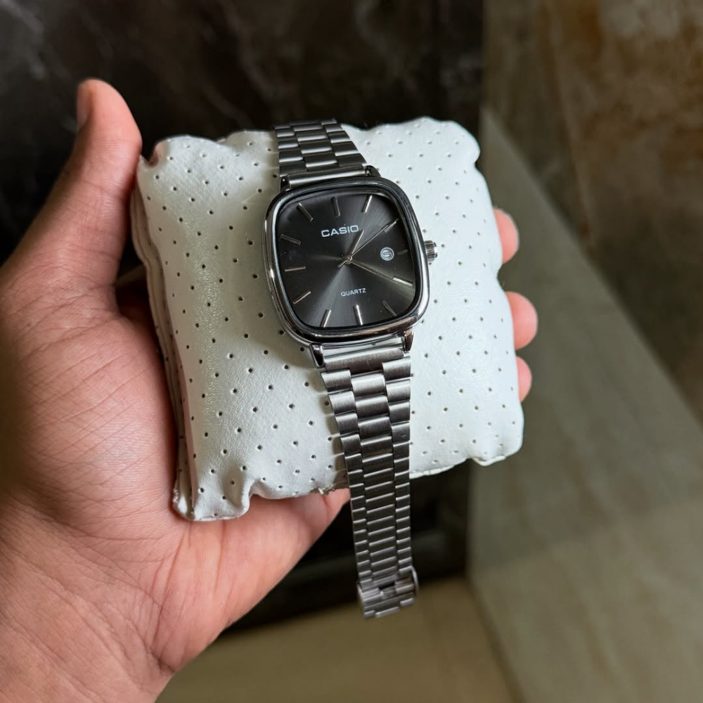 Casio Gri Vintage Saat Kar Beyazı